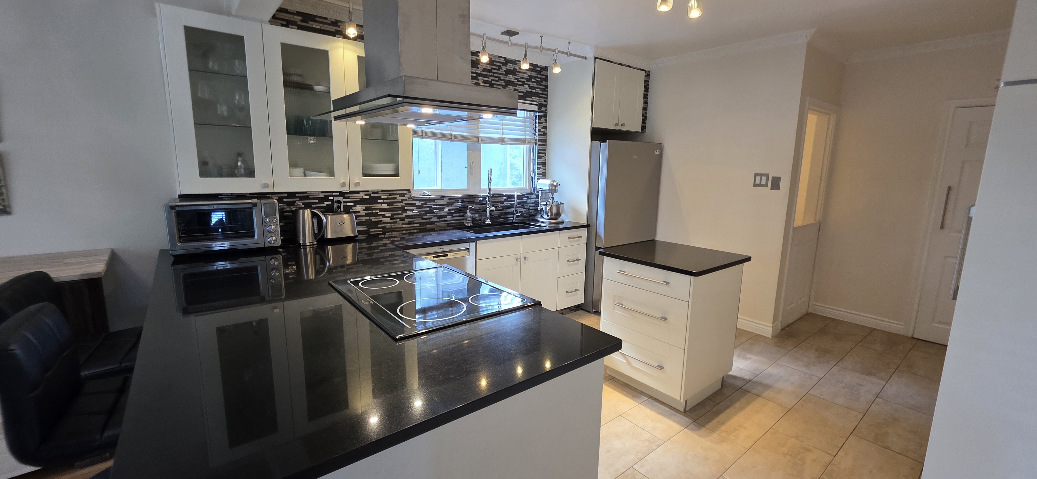 6704 93 Street North-West